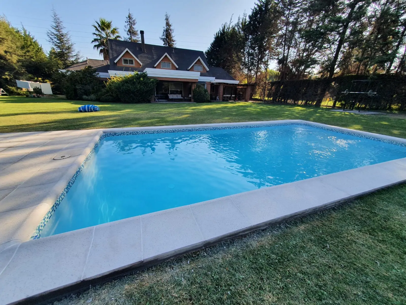 Proyecto de piscina 43 (img_65299aae32) — Piscinas Vertientes