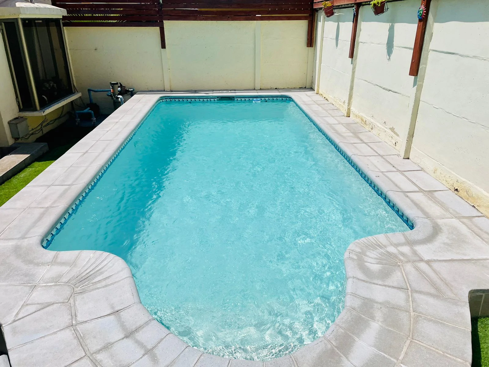 Proyecto de piscina 57 (img_7b03a53a8e) — Piscinas Vertientes
