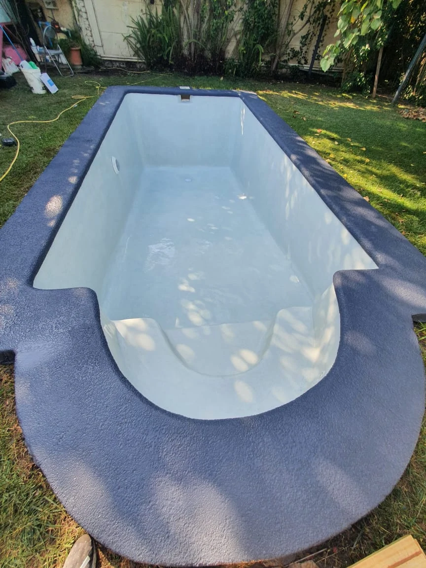 Proyecto de piscina 40 (img_86b3928d1a) — Piscinas Vertientes