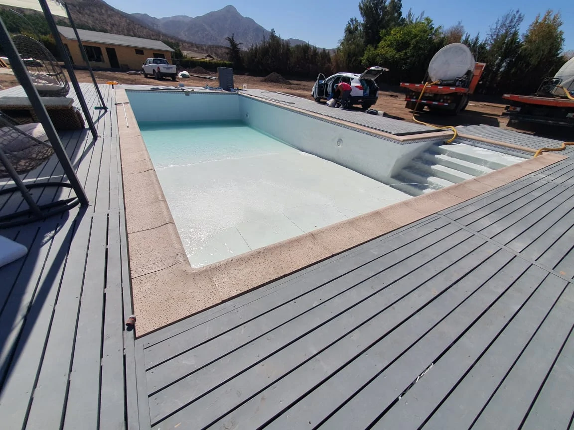 Proyecto de piscina 42 (img_a4c254c624) — Piscinas Vertientes